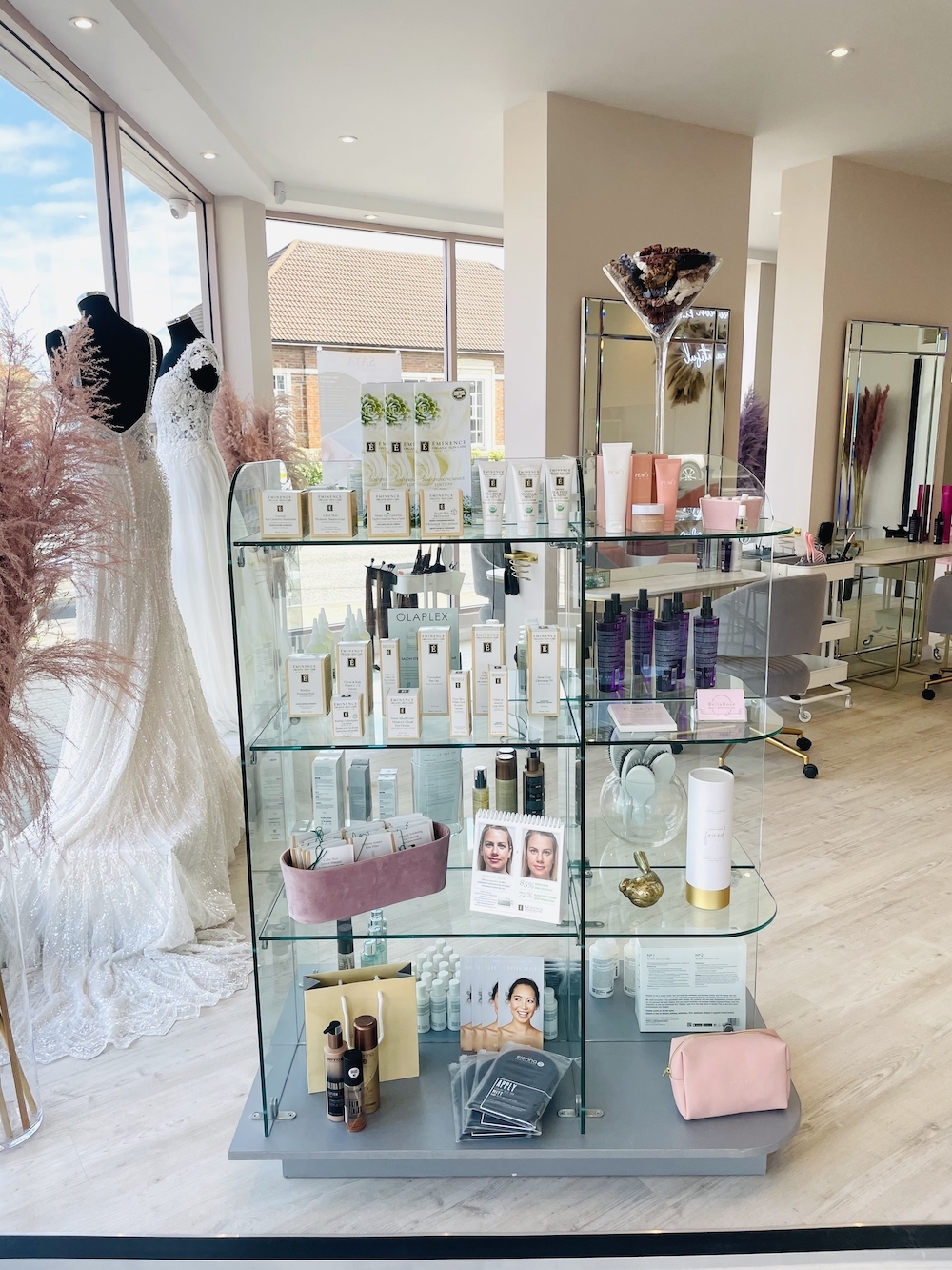 Bella Rose Salon Store Image