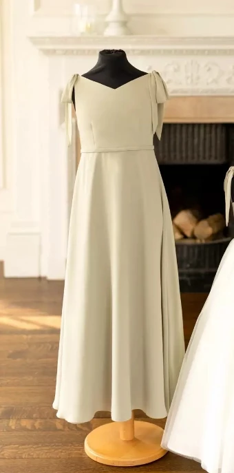 True Bride Style #T534 #1 Victorian Lilac thumbnail