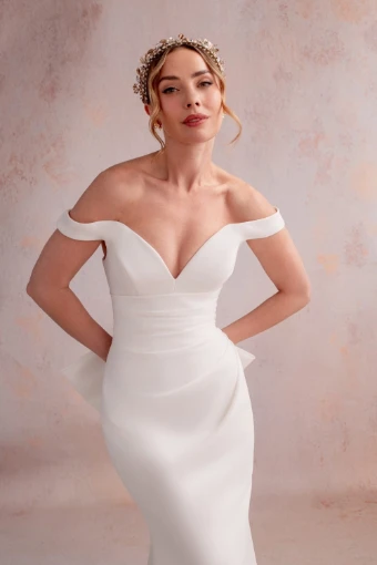 April Banbury Style #AB1017 #3 Ivory thumbnail