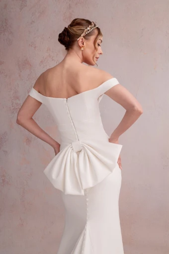 April Banbury Style #AB1017 #2 Ivory thumbnail