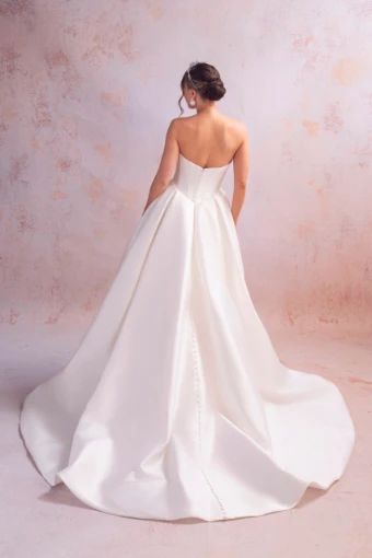 April Banbury Style #ABC1010 #1 thumbnail